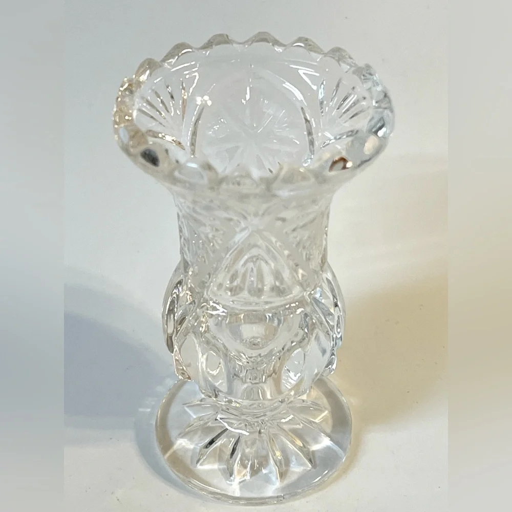 VTG Kristal Zajecar Yugoslavia Lead Crystal Clear Glass Footed Bud Vase 4.2 in